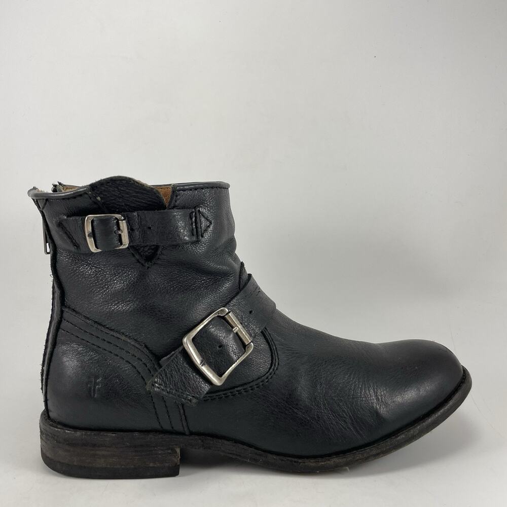 Frye Tyler Engineer Ankle Boots Womens Size 8 B Black Leather Moto Biker Buckle